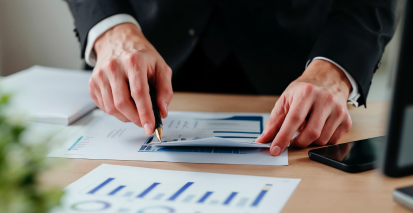 Чем отличается микрокредит под залог от классического бизнес-кредита?